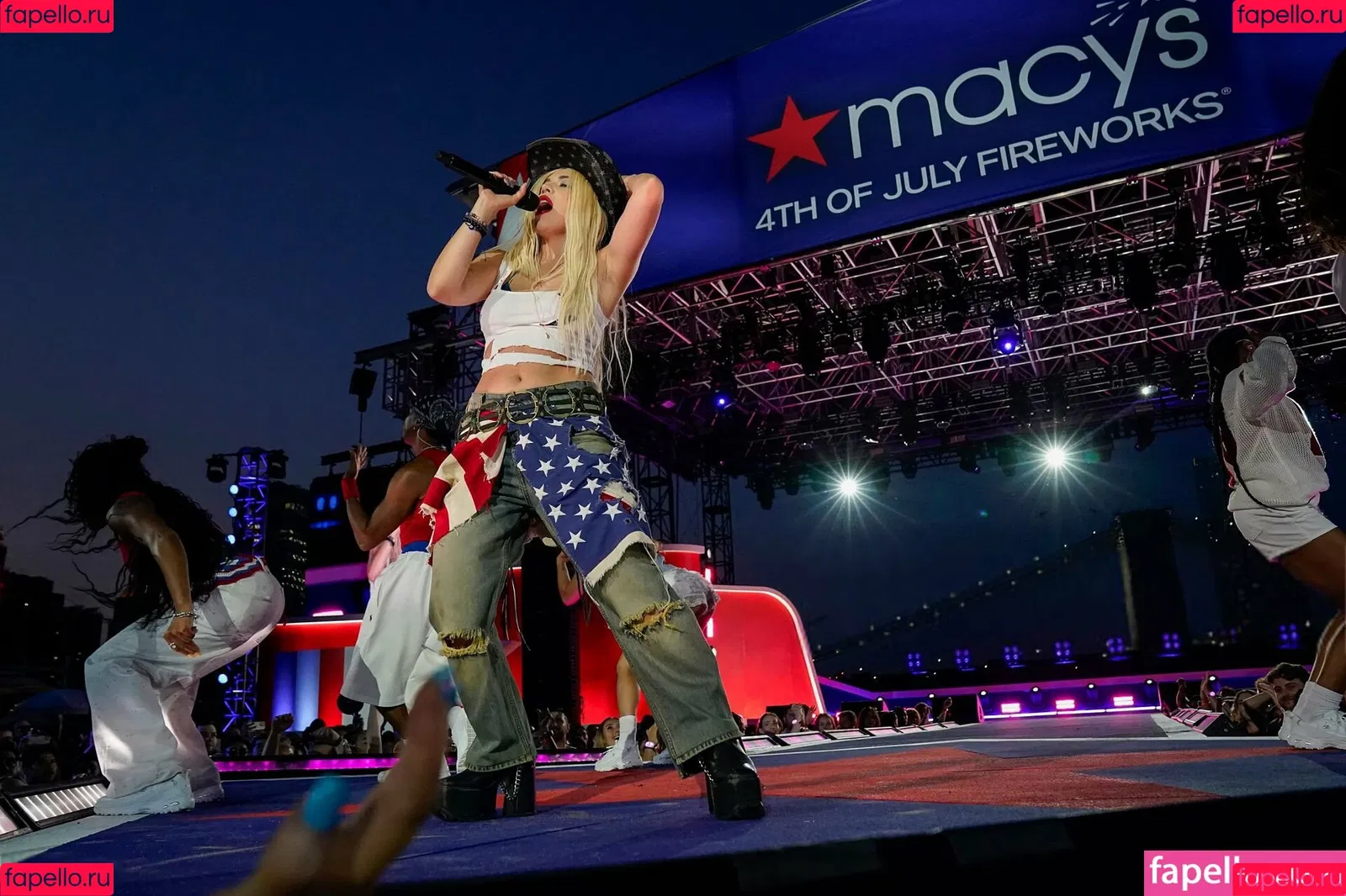 Ava Max / avamax / plharleyquinn Onlyfans Photo Gallery 
