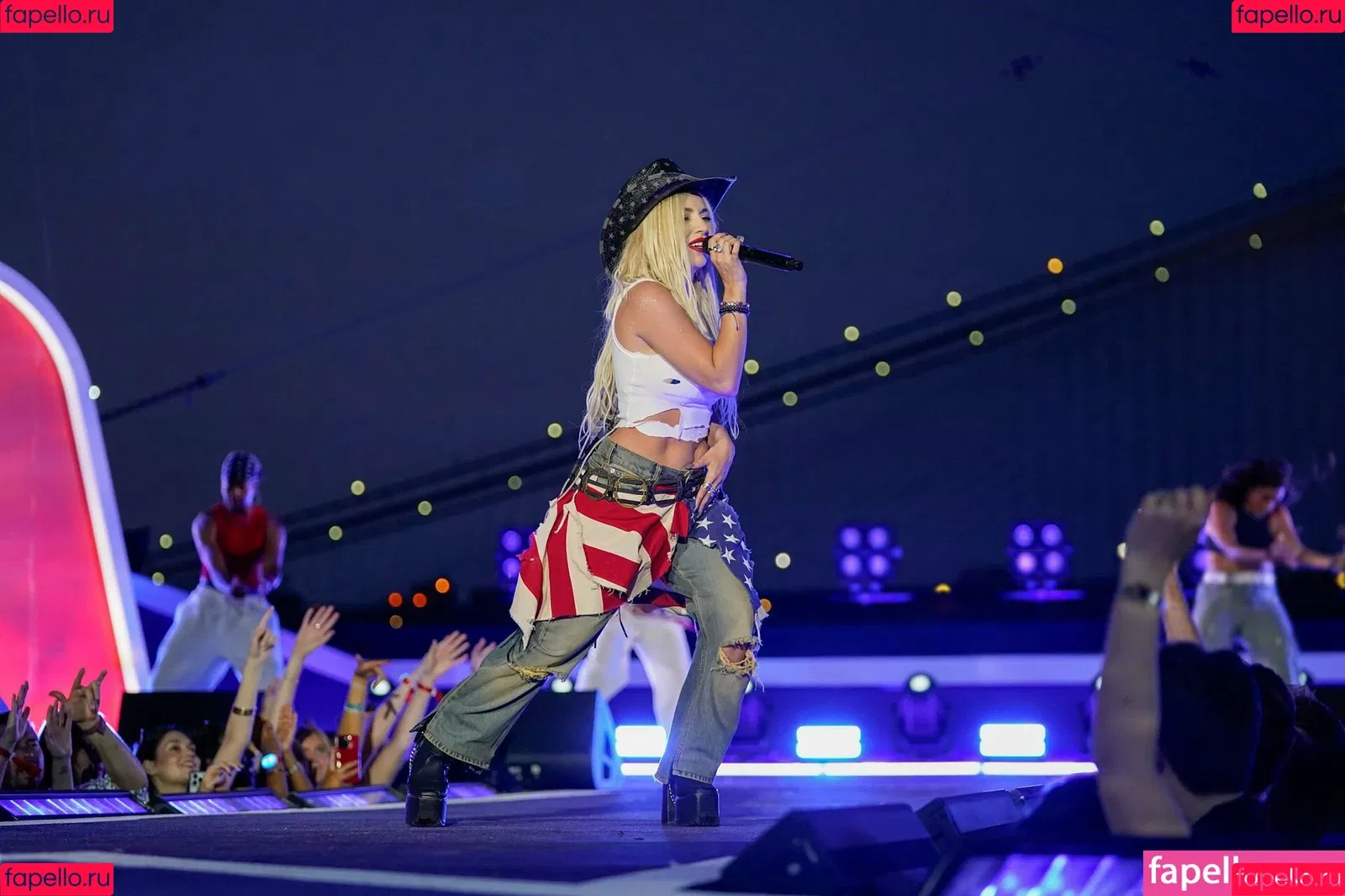 Ava Max / avamax / plharleyquinn Onlyfans Photo Gallery 