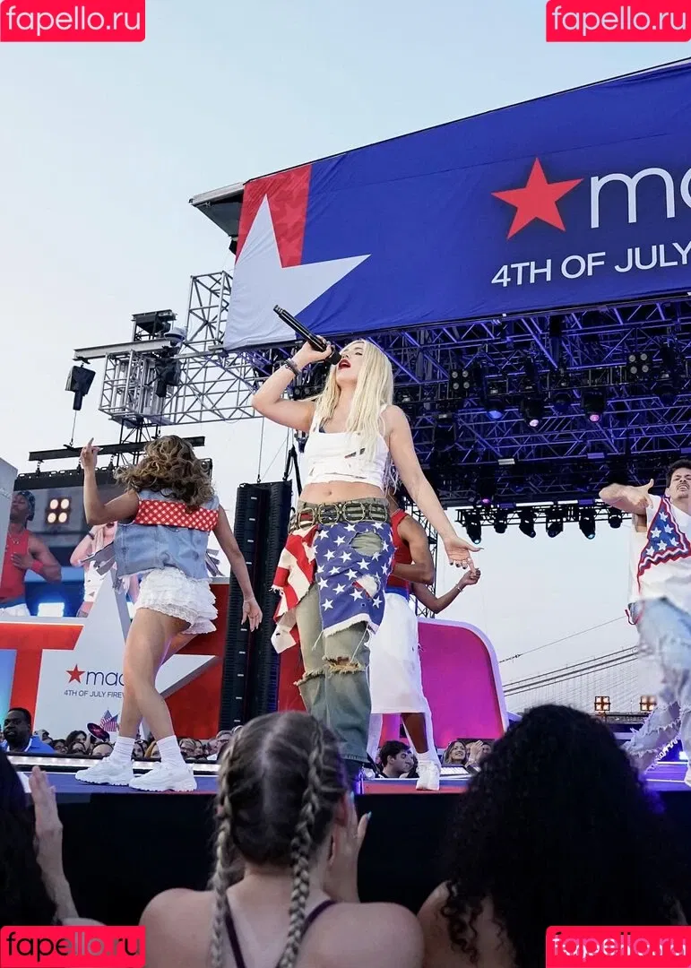 Ava Max / avamax / plharleyquinn Onlyfans Photo Gallery 