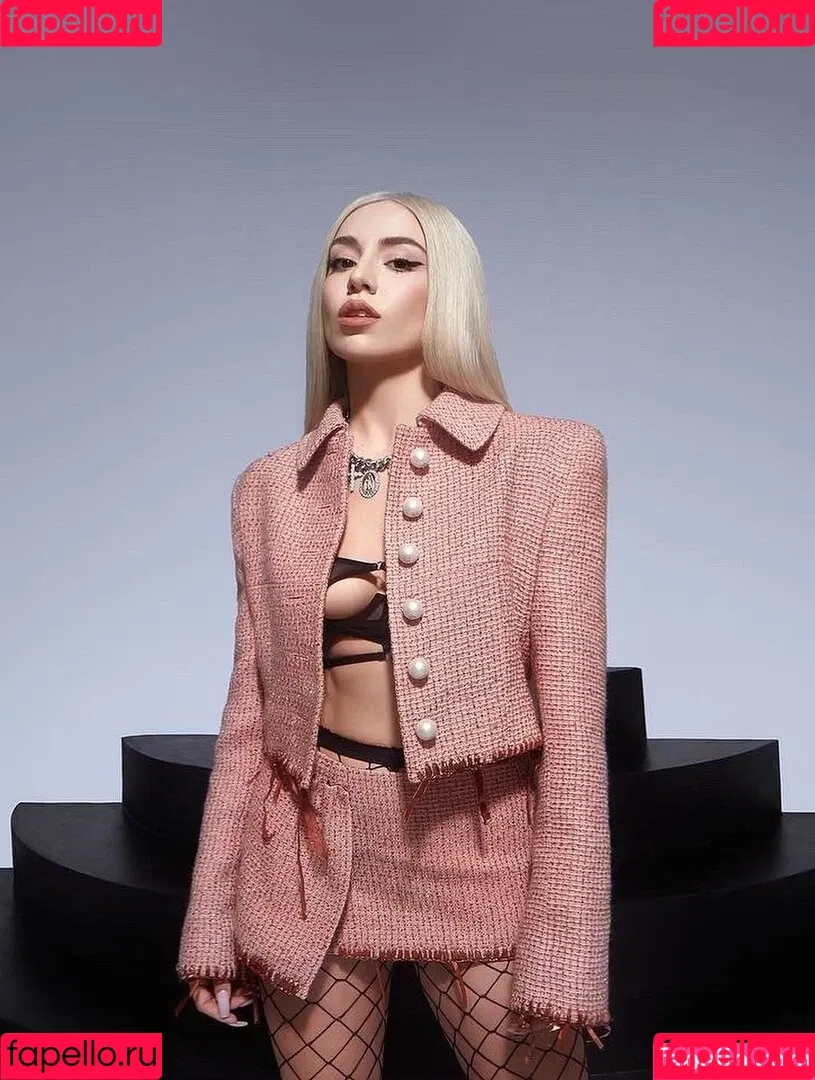 Ava Max / avamax / plharleyquinn Onlyfans Photo Gallery 