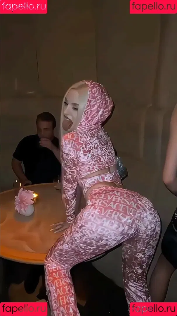 Ava Max / avamax / plharleyquinn Onlyfans Photo Gallery 