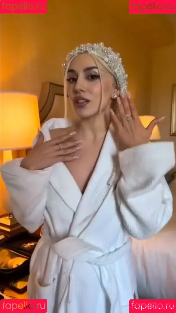 Ava Max / avamax / plharleyquinn Onlyfans Photo Gallery 