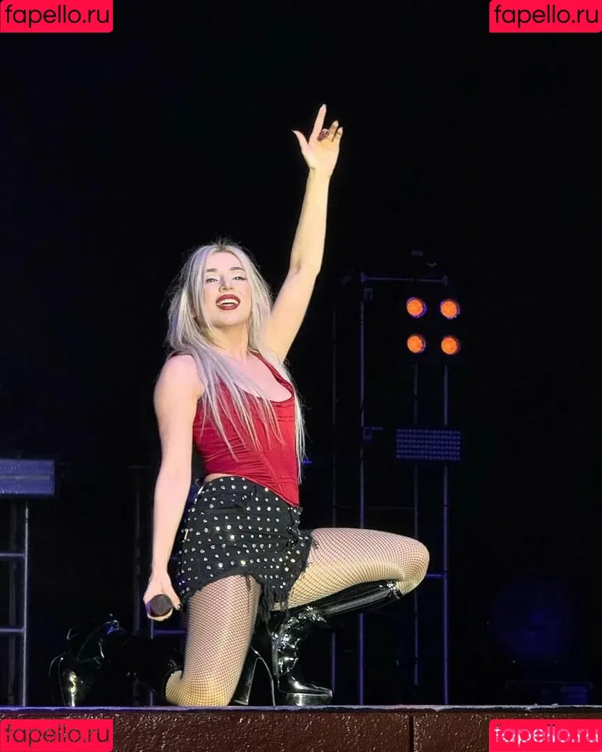 Ava Max / avamax / plharleyquinn Onlyfans Photo Gallery 