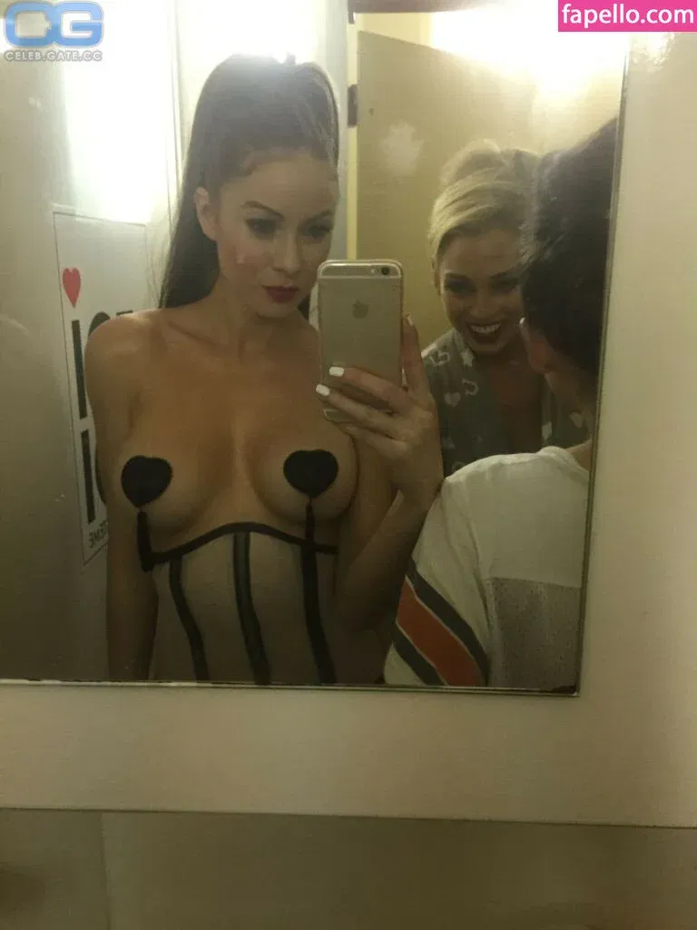 Laura Carter Onlyfans Photo Gallery 