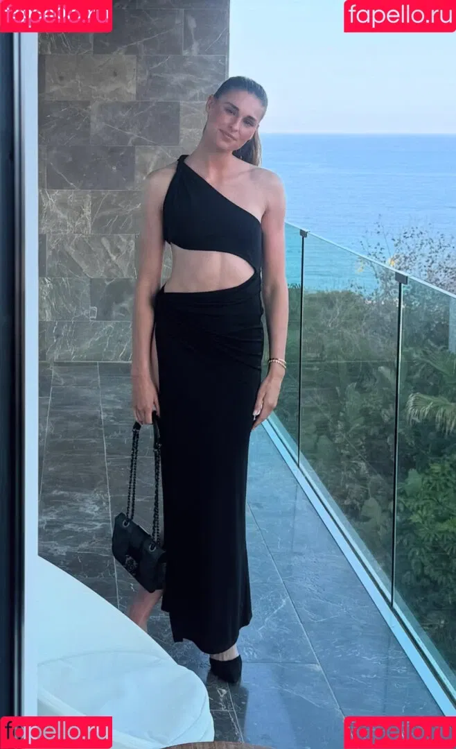 Jule Brand Onlyfans Photo Gallery 