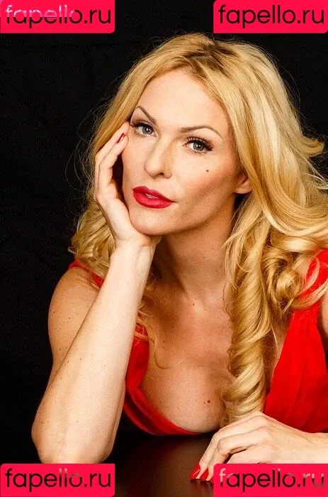 Sonya Kraus / sonyakraus Onlyfans Photo Gallery 