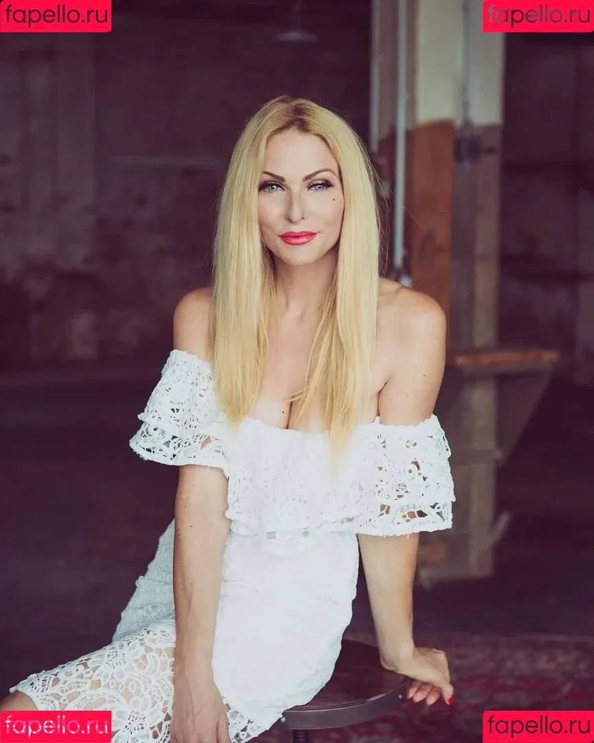 Sonya Kraus / sonyakraus Onlyfans Photo Gallery 