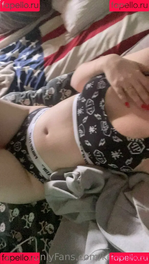 kellyklatt / kellyklitta Onlyfans Photo Gallery 