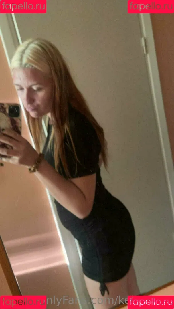 kellyklatt / kellyklitta Onlyfans Photo Gallery 