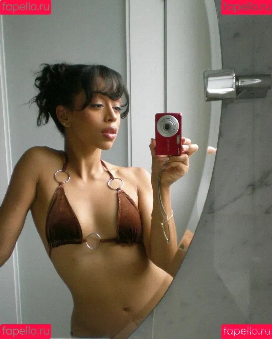 Liza Koshy / lizakoshy Onlyfans Photo Gallery 