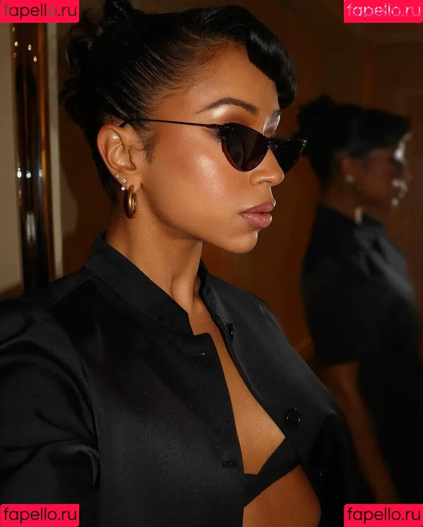 Liza Koshy / lizakoshy Onlyfans Photo Gallery 