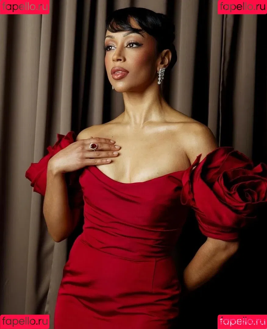Liza Koshy / lizakoshy Onlyfans Photo Gallery 