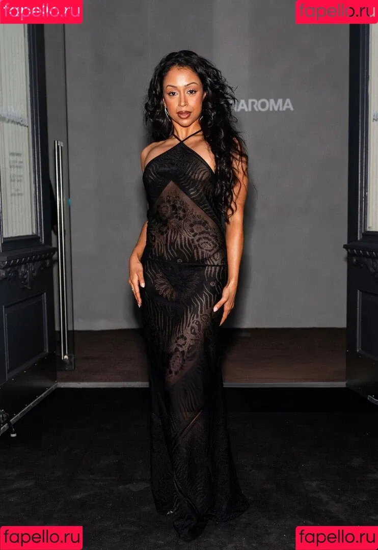 Liza Koshy / lizakoshy Onlyfans Photo Gallery 