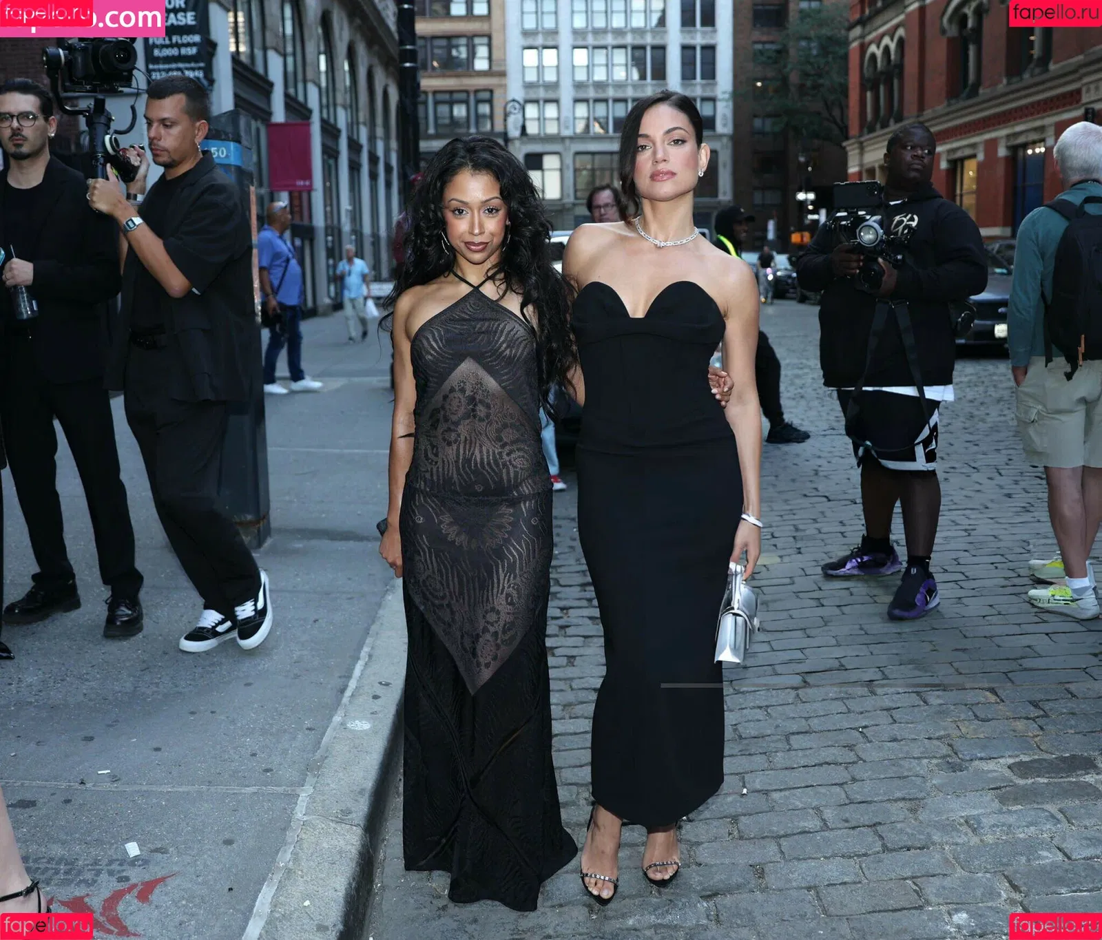 Liza Koshy / lizakoshy Onlyfans Photo Gallery 