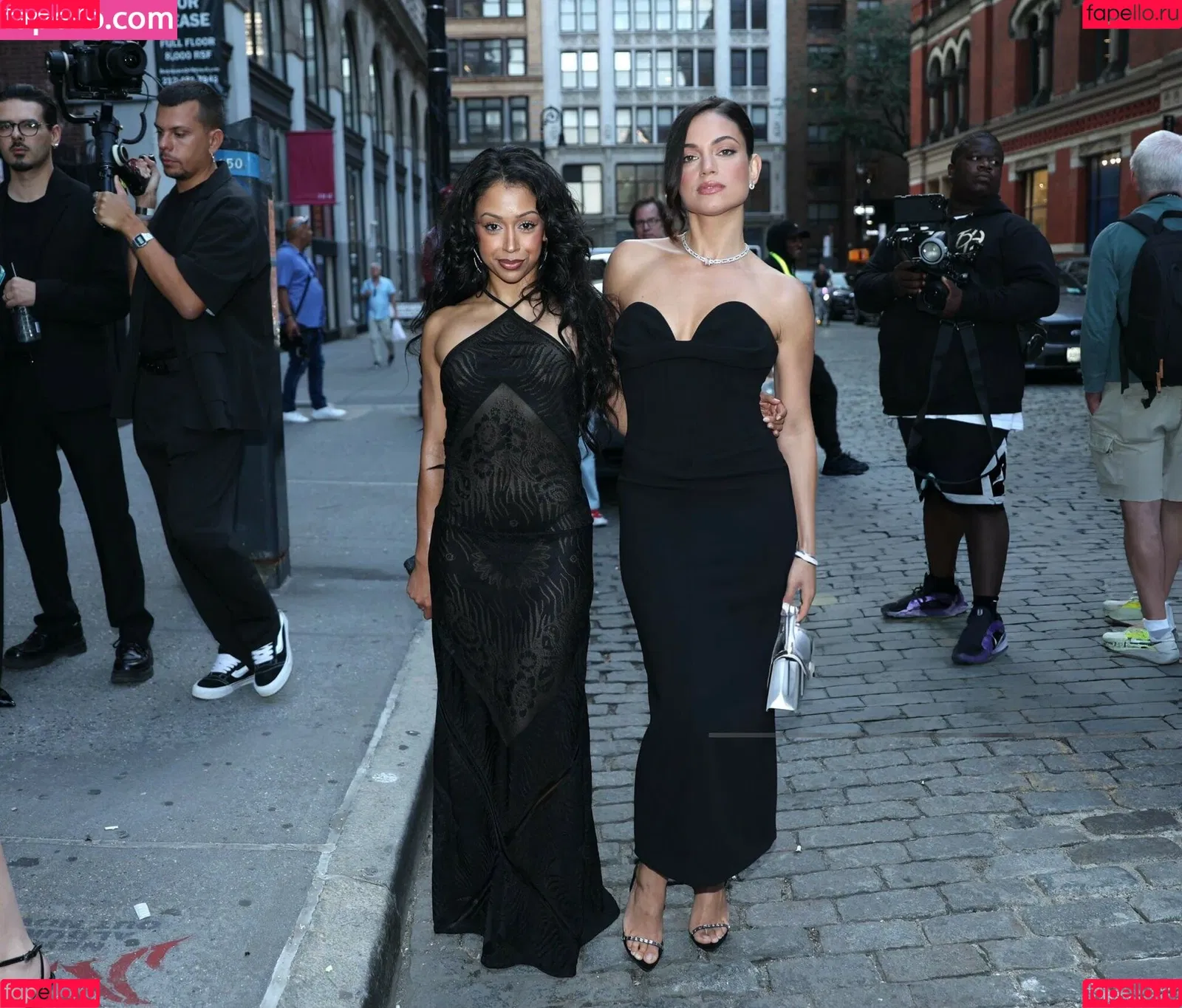 Liza Koshy / lizakoshy Onlyfans Photo Gallery 