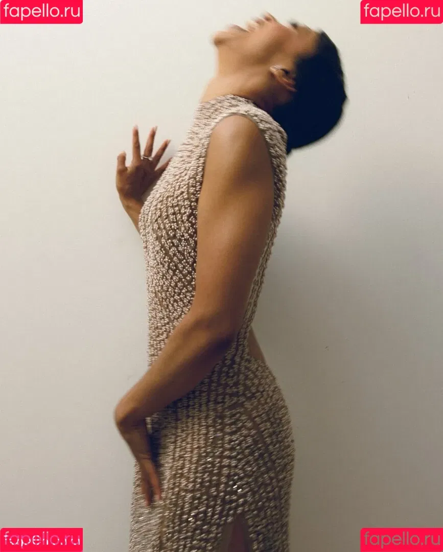 Liza Koshy / lizakoshy Onlyfans Photo Gallery 