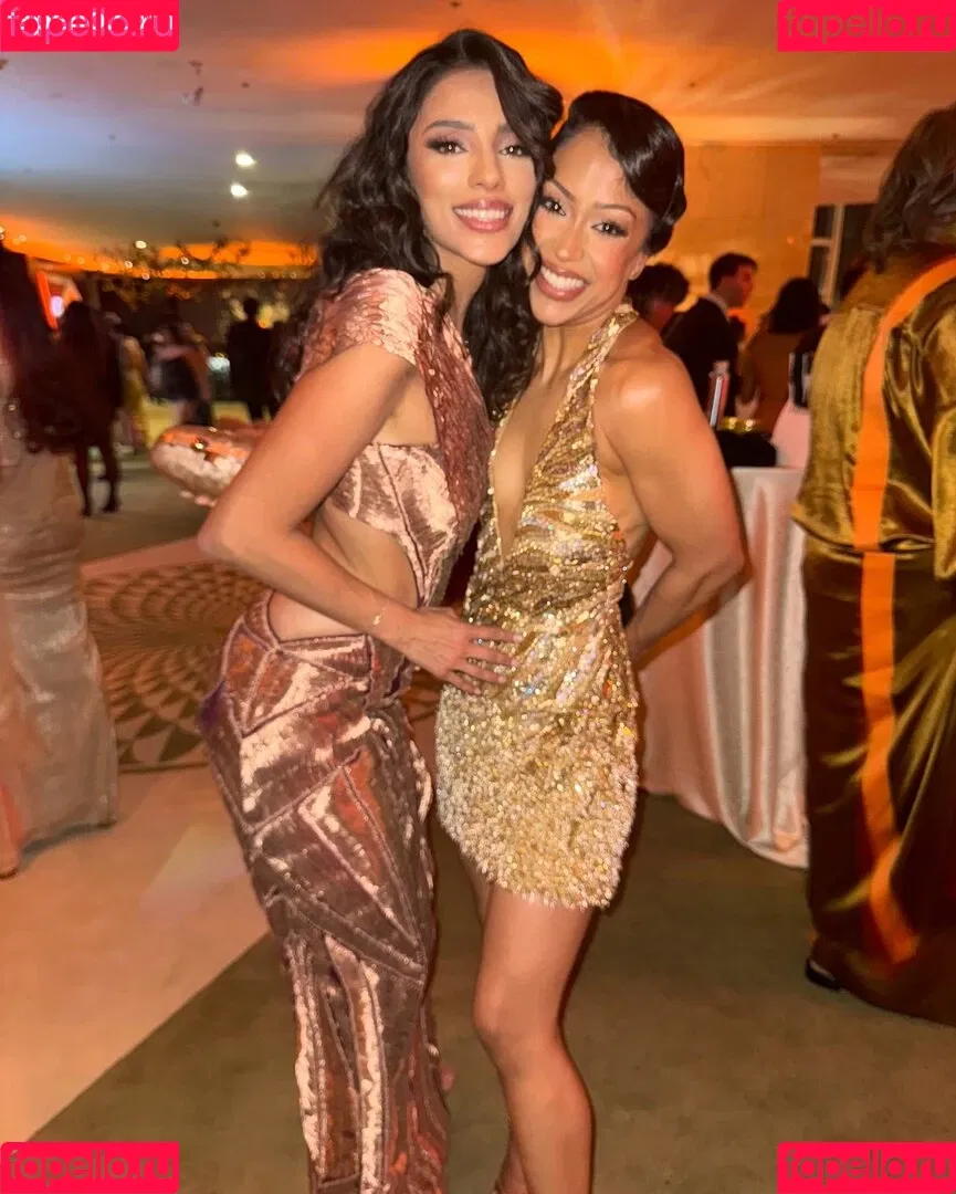 Liza Koshy / lizakoshy Onlyfans Photo Gallery 