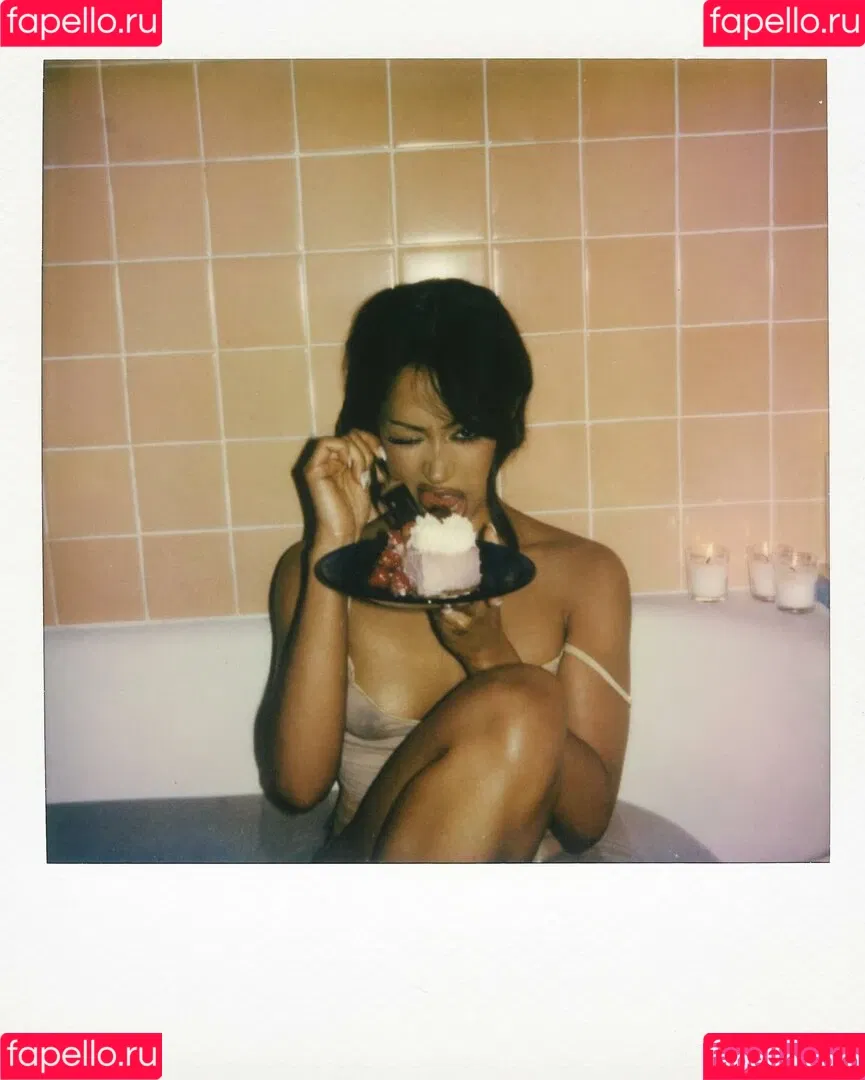 Liza Koshy / lizakoshy Onlyfans Photo Gallery 