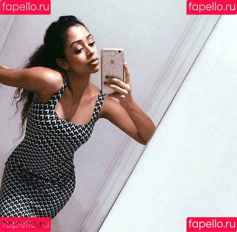 Liza Koshy / lizakoshy Onlyfans Photo Gallery 