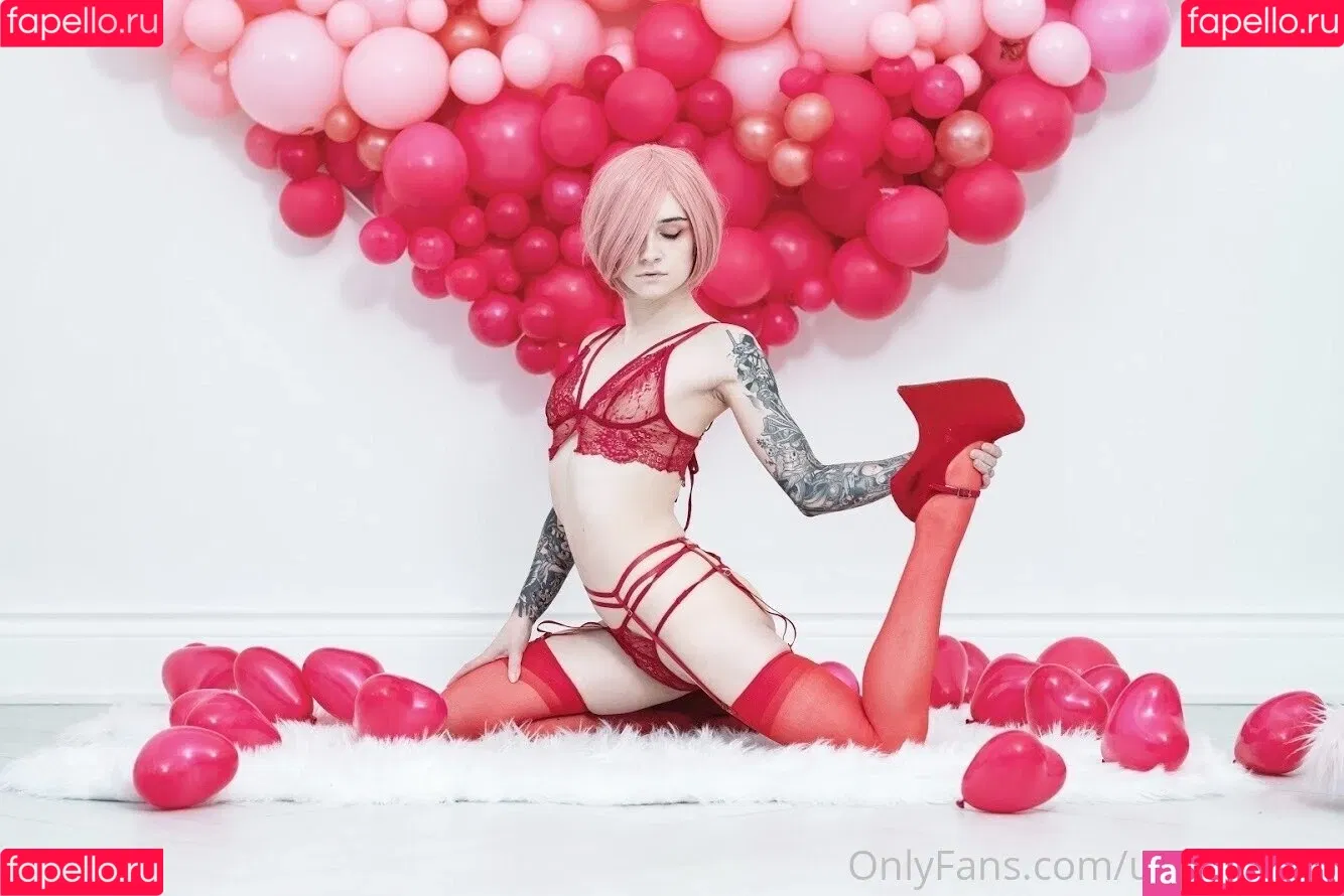 Poisonne / Poisonneus Onlyfans Photo Gallery 