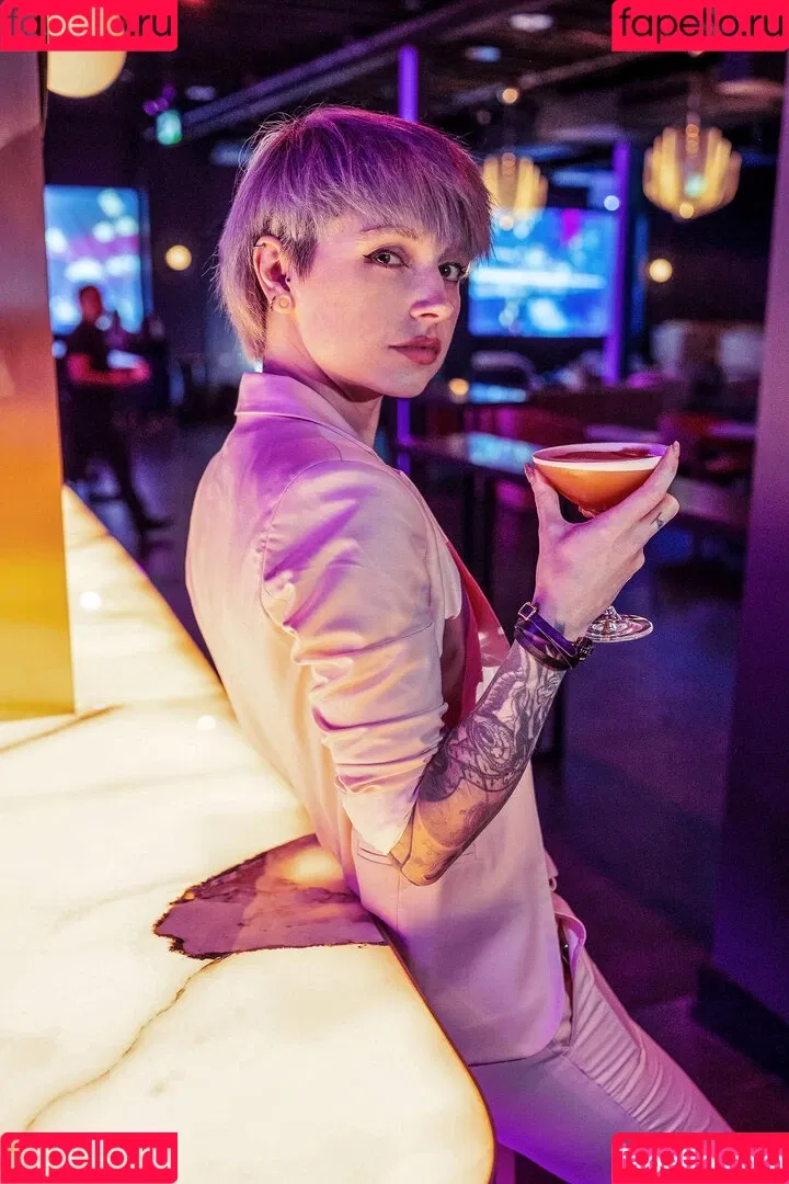 Poisonne / Poisonneus Onlyfans Photo Gallery 
