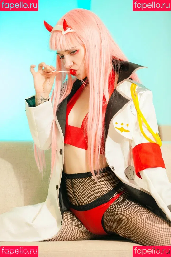Poisonne / Poisonneus Onlyfans Photo Gallery 