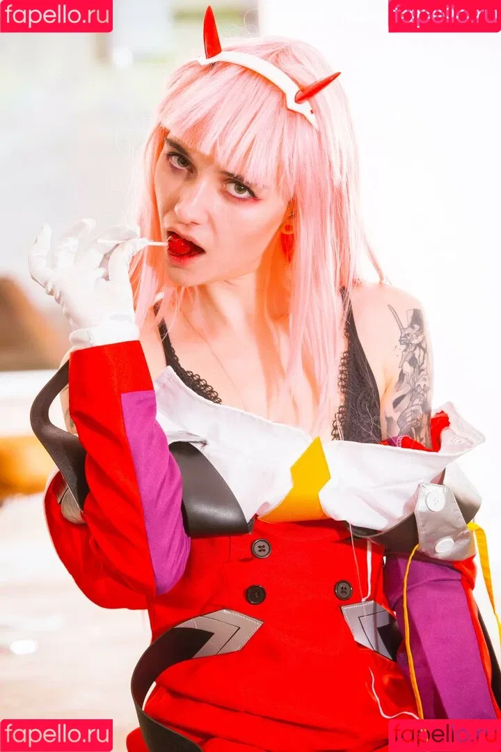 Poisonne / Poisonneus Onlyfans Photo Gallery 