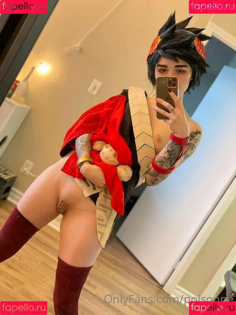 Poisonne / Poisonneus Onlyfans Photo Gallery 