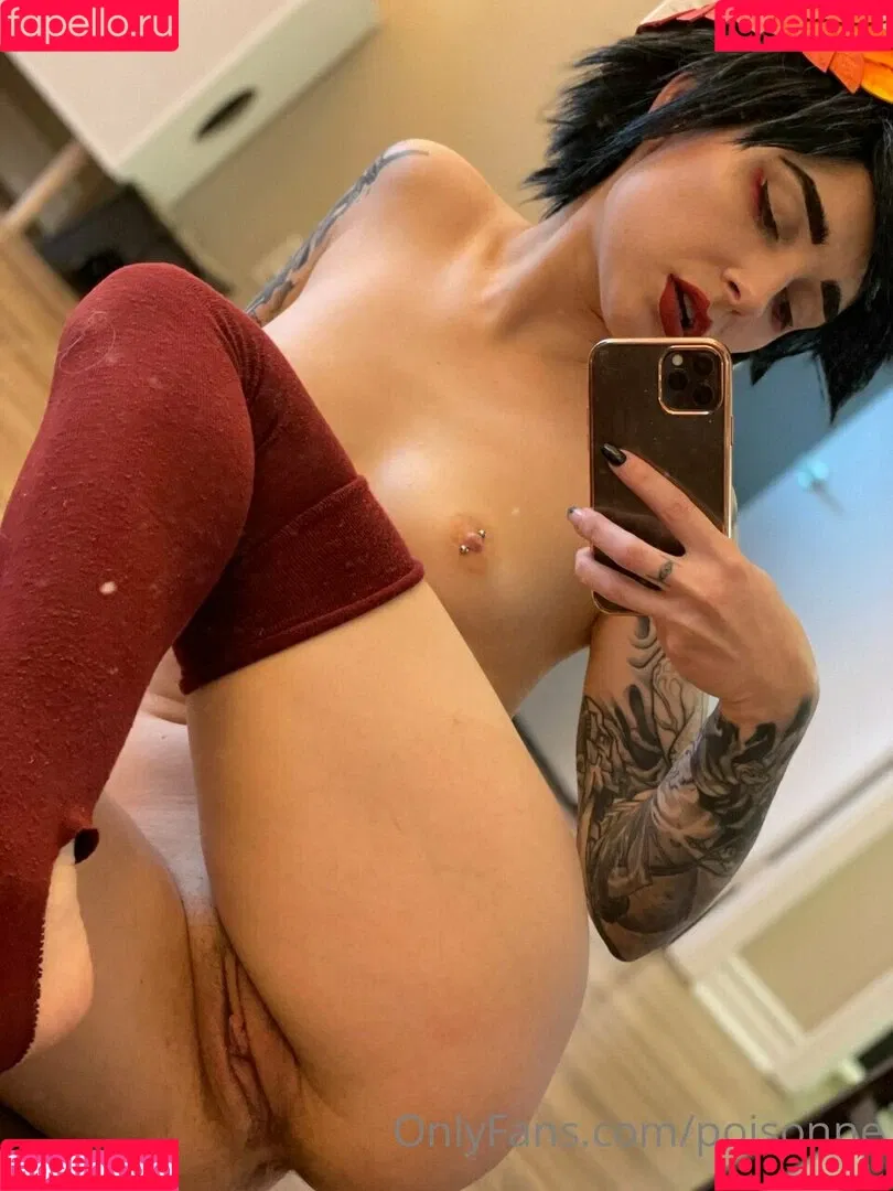Poisonne / Poisonneus Onlyfans Photo Gallery 