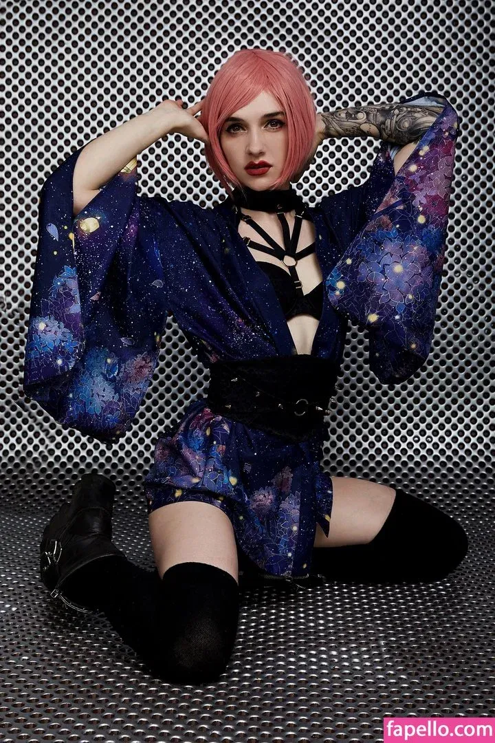 Poisonne / Poisonneus Onlyfans Photo Gallery 