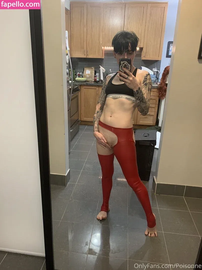 Poisonne / Poisonneus Onlyfans Photo Gallery 