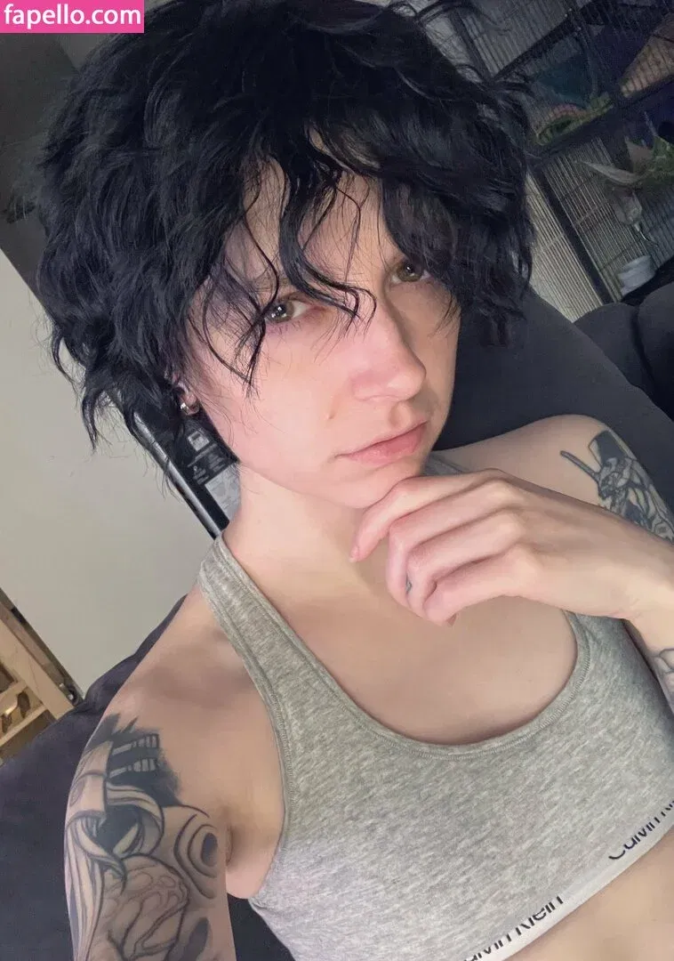 Poisonne / Poisonneus Onlyfans Photo Gallery 