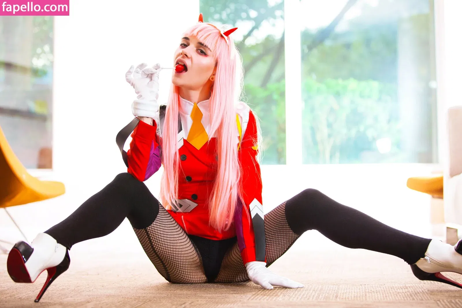 Poisonne / Poisonneus Onlyfans Photo Gallery 