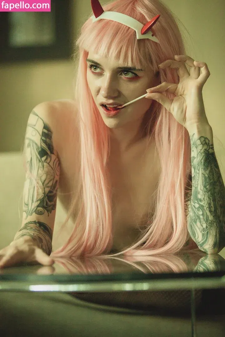 Poisonne / Poisonneus Onlyfans Photo Gallery 