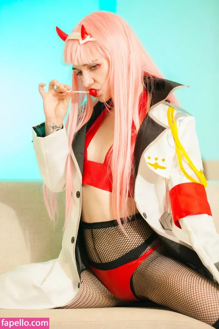 Poisonne / Poisonneus Onlyfans Photo Gallery 