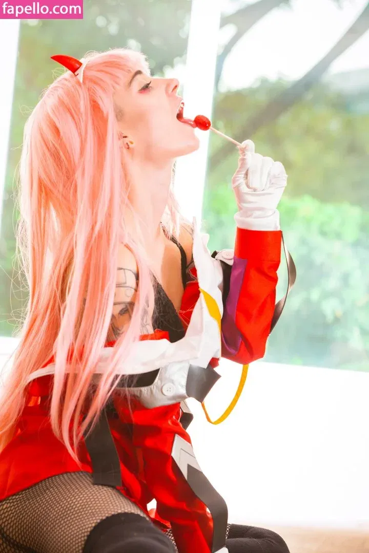 Poisonne / Poisonneus Onlyfans Photo Gallery 