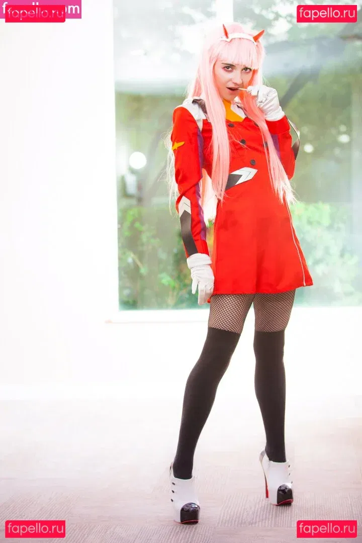 Poisonne / Poisonneus Onlyfans Photo Gallery 