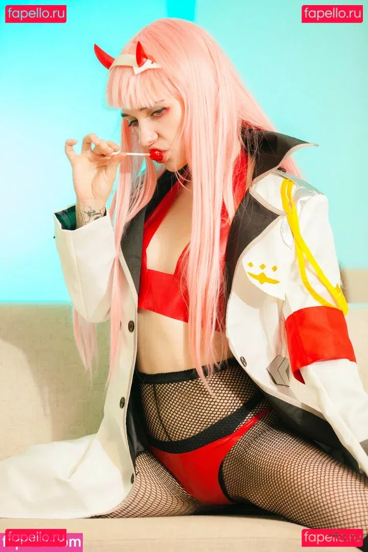 Poisonne / Poisonneus Onlyfans Photo Gallery 