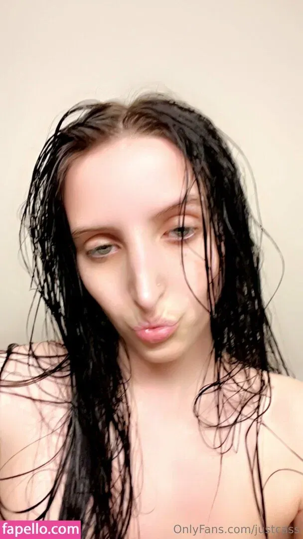 justcass2 / justkass Onlyfans Photo Gallery 