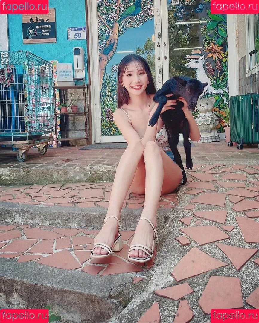 Anita Feifei / feifei_11111 Onlyfans Photo Gallery 