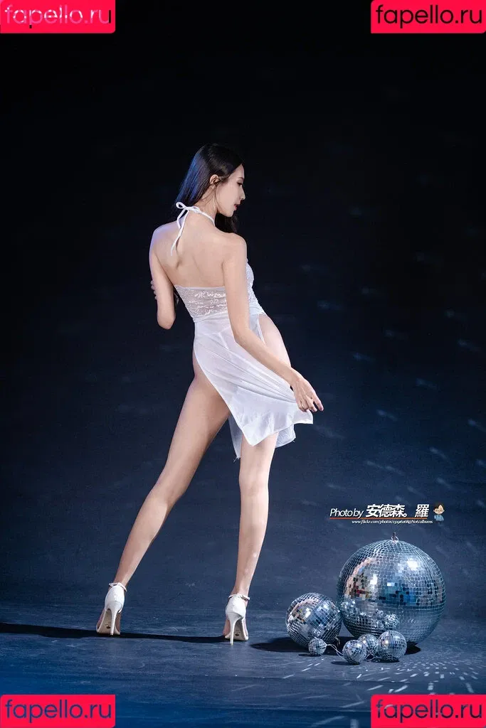 Anita Feifei / feifei_11111 Onlyfans Photo Gallery 