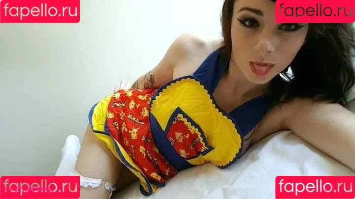 All Sets / Kayla Erin / itskaylaerin / kaylaerin Onlyfans Photo Gallery 