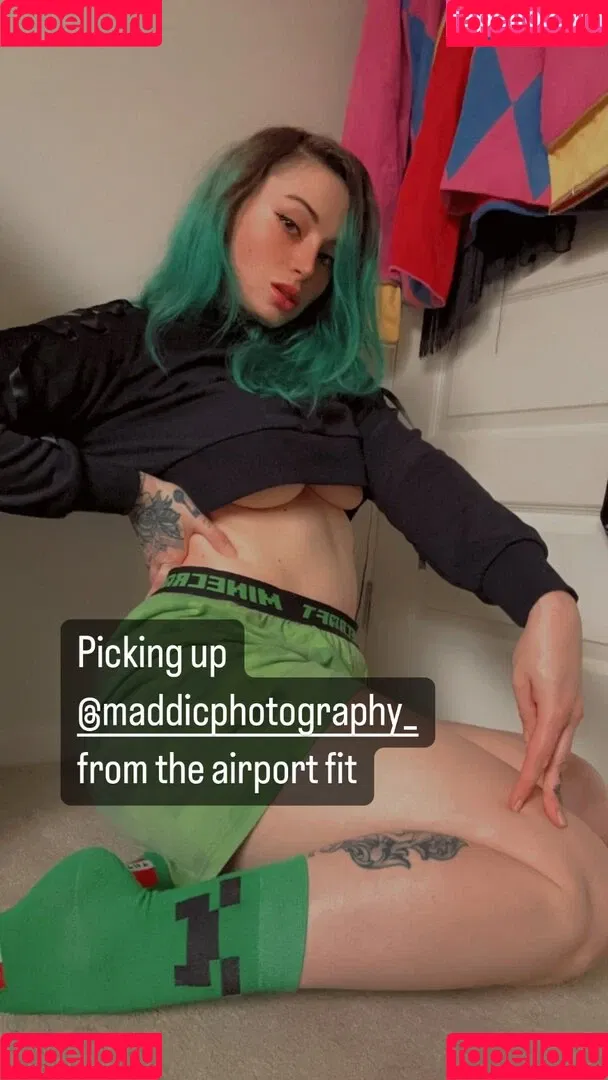 All Sets / Kayla Erin / itskaylaerin / kaylaerin Onlyfans Photo Gallery 