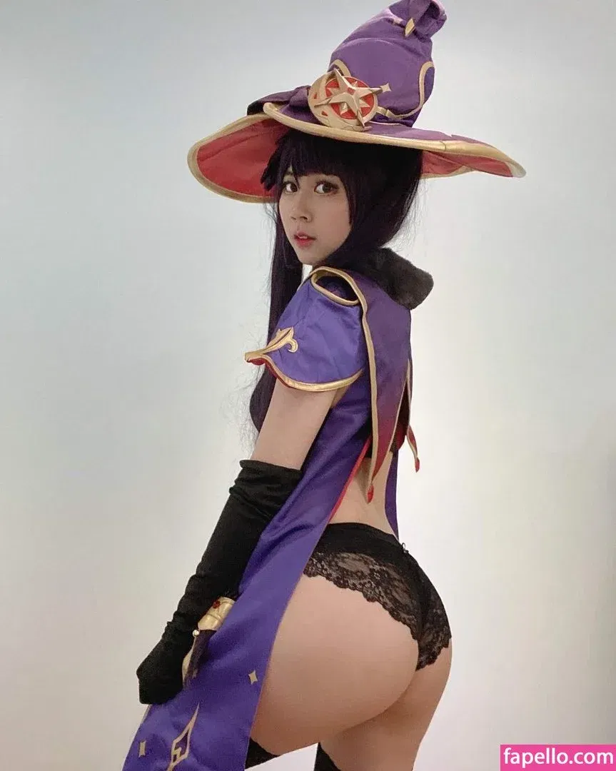 MitsukiBb / MitsukiBby Onlyfans Photo Gallery 