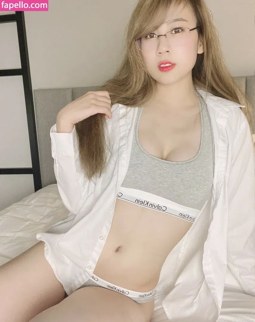 MitsukiBb / MitsukiBby Onlyfans Photo Gallery 