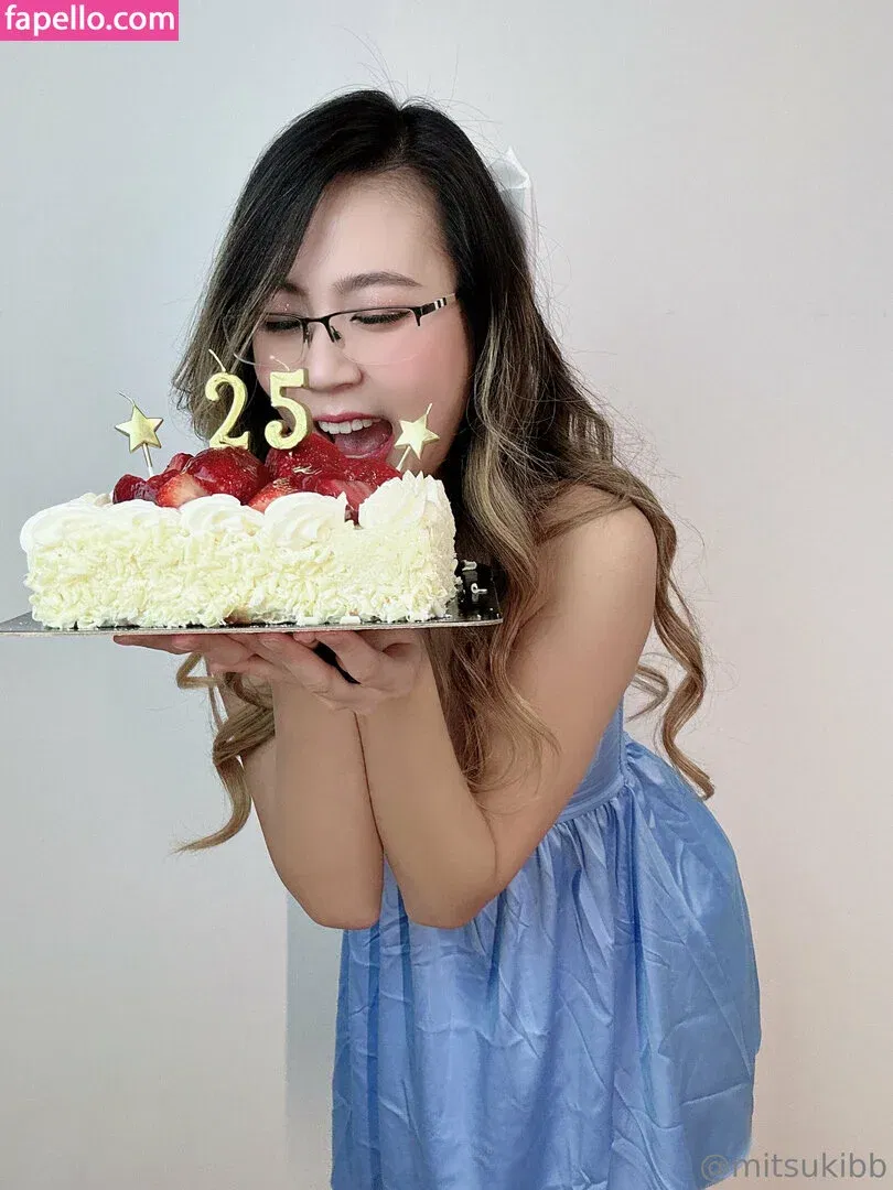 MitsukiBb / MitsukiBby Onlyfans Photo Gallery 