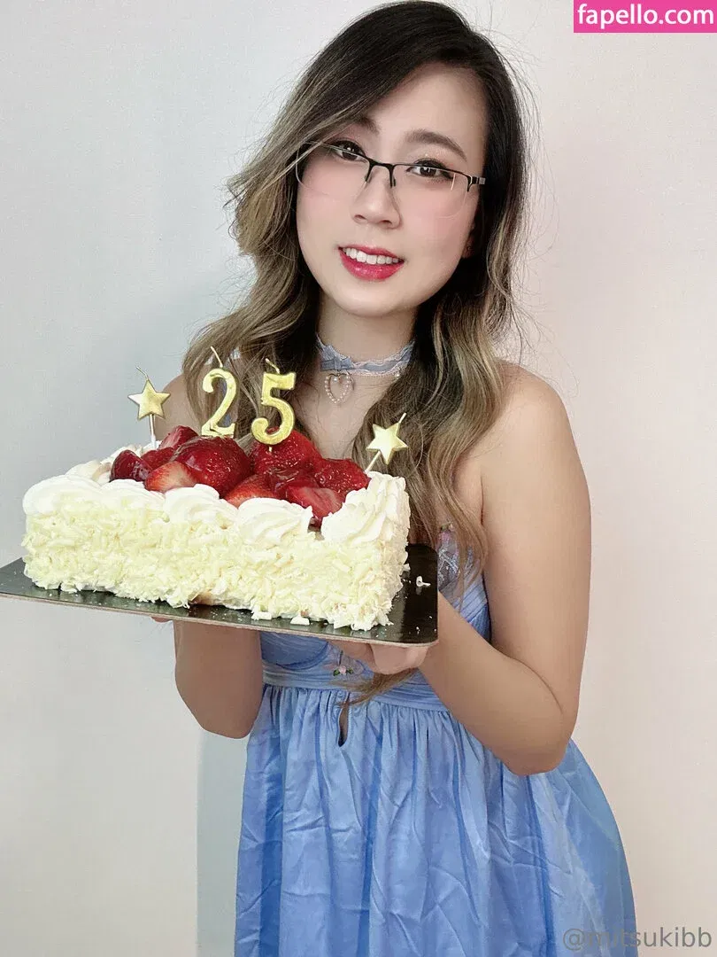 MitsukiBb / MitsukiBby Onlyfans Photo Gallery 