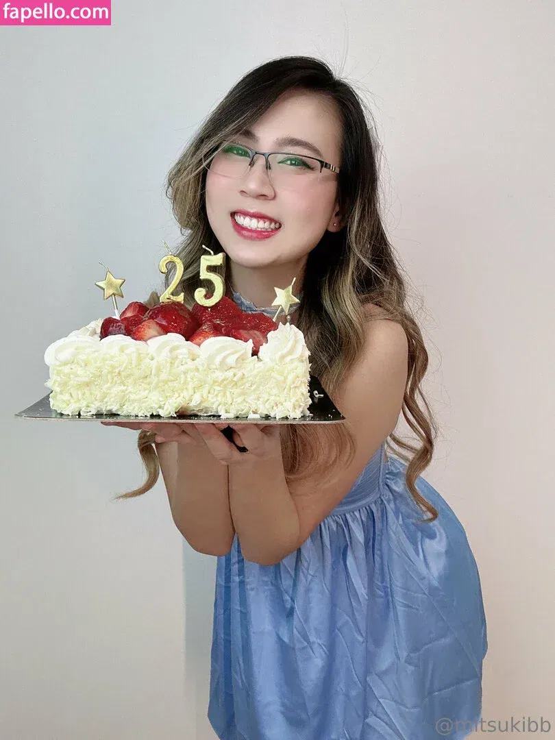 MitsukiBb / MitsukiBby Onlyfans Photo Gallery 