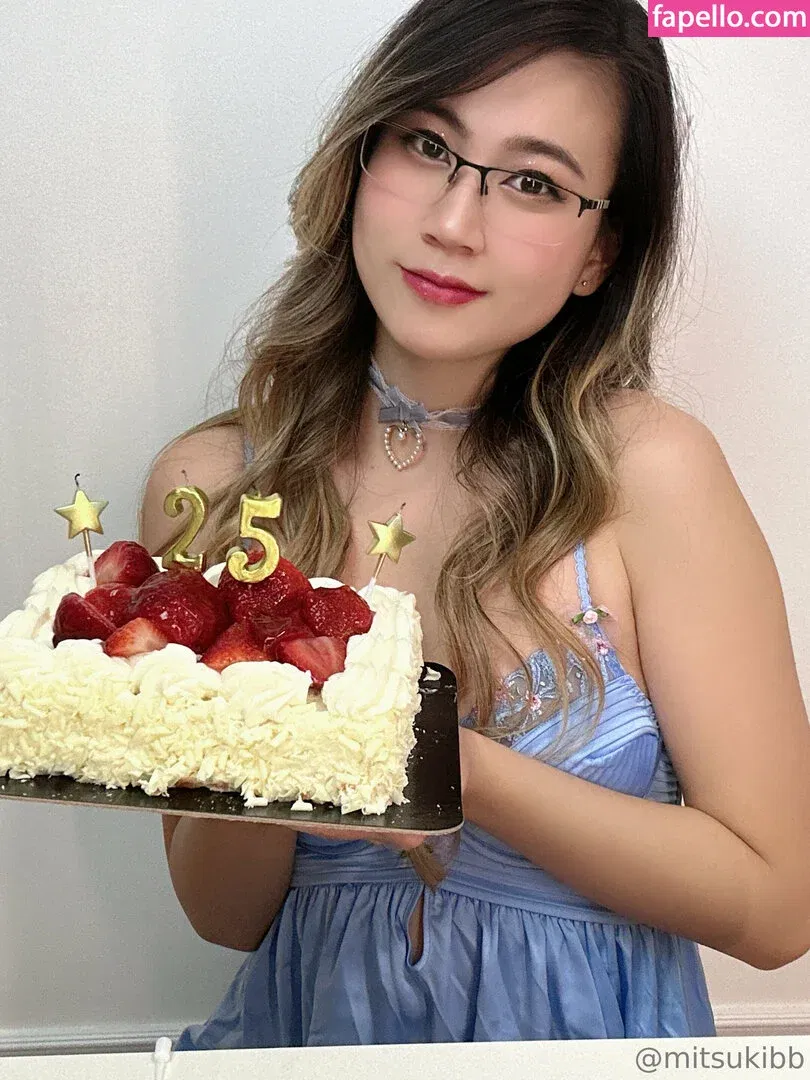 MitsukiBb / MitsukiBby Onlyfans Photo Gallery 