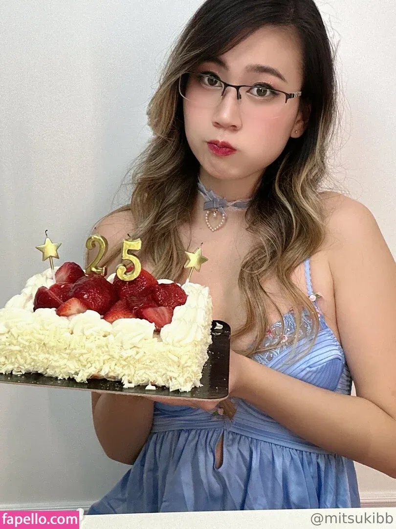 MitsukiBb / MitsukiBby Onlyfans Photo Gallery 